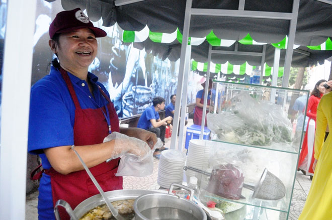 ẩm-thực-hàng-rong-quận-1-tây-ninh24h (5).jpg