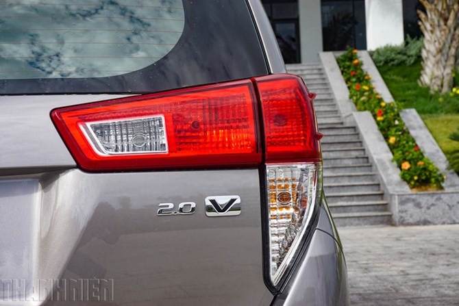 innova-2017-toyota-sai-gon (7).jpg