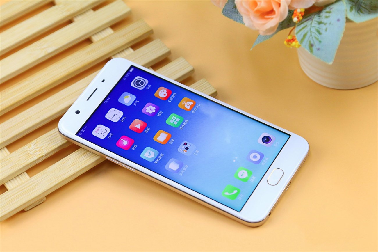oppo-f1s-ra-mắt-tây-ninh-24h (17).jpg