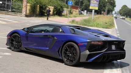 bahglamborghini-aventador-sv-roadster (2).jpg